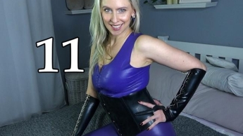 11. Latex Göttin