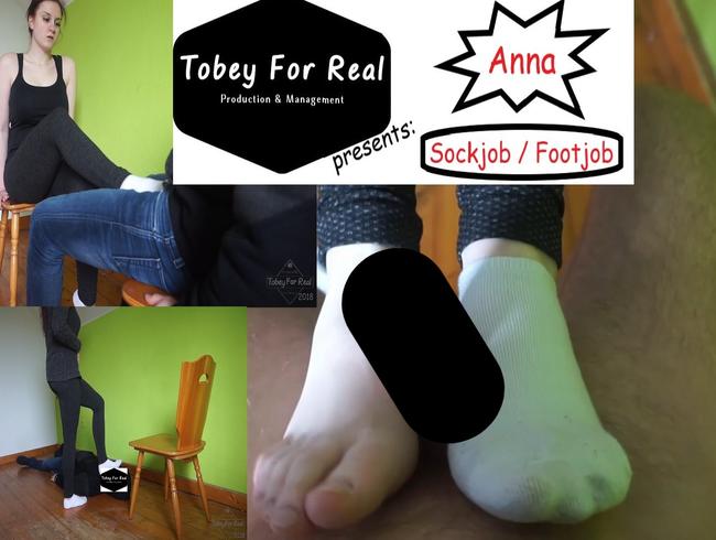 Anna – White Ankle Socks – Socken & Füße im Gesicht – Sockjob