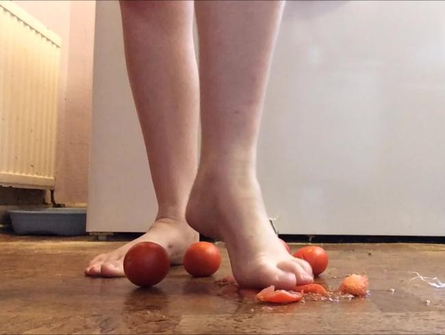 CRUSH Splosh Tomatoes Bare Feet BBW