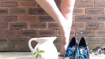 Crush White Jug Heels Foot Fetish