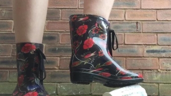 Crush White Vase Rainboots Foot Fetish