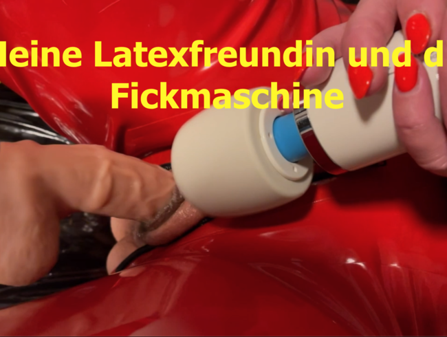 Die Latexfreundin an der Fickmasche