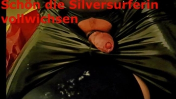 Die Silversurferin schön vollwichsen