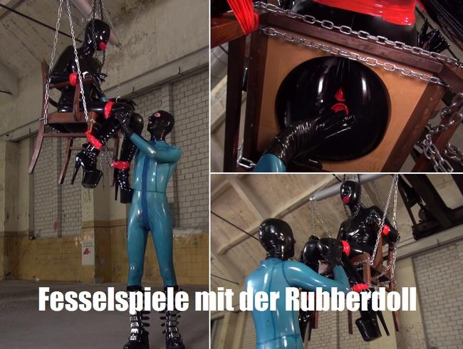 Fesselspiele mit der Rubberdoll