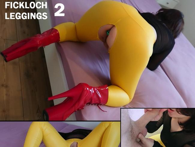 Fickloch Leggings 2 – Fistversuch mit Plug im Arsch