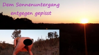 GOLDEN HOUR statt GOLDEN SHOWER – Dem Sonnenuntergang entgegen gepisst