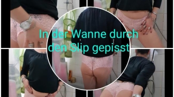 In der Wanne durch den Slip gepisst mit Pups