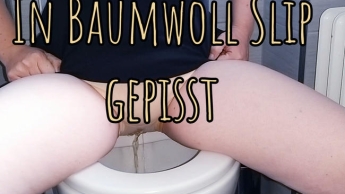 In einen Baumwoll Slip gepisst