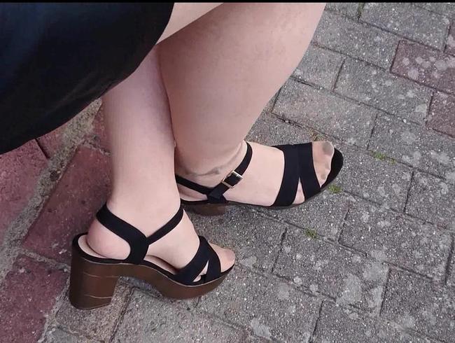 Kleiner Spaziergang in Heels