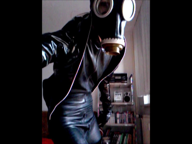 Latex Catsuit und Lack Overknee Stiefel