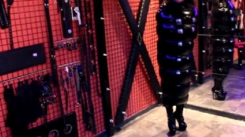 Latex-Fesselkleid aufblasbar