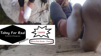 Leonie – White Ped Socks – Footjob / Sockjob