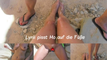 Lynli pisst Mo auf die Füße