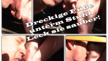 Mein Sklave muss meine nackten Füße sauber lecken