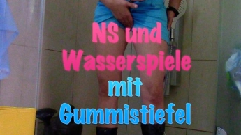 NS und Wasserspiele mit  Gummistiefel