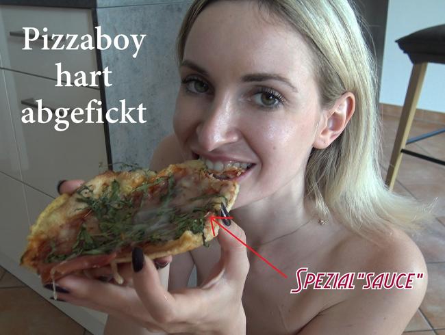 Pizzaboy hart abgefickt