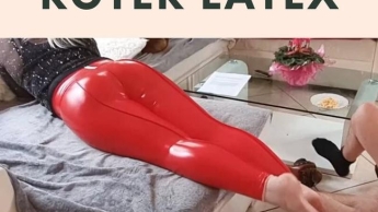 Roter Latex, geile Füsse und wichsen