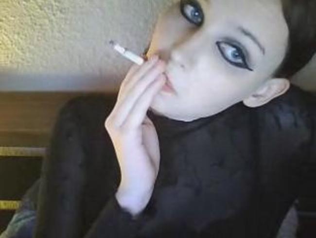 .:: Smoking Mistress ::.