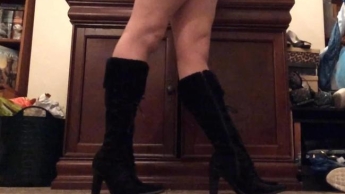 Tall Boots Shoe Foot Fetish BBW