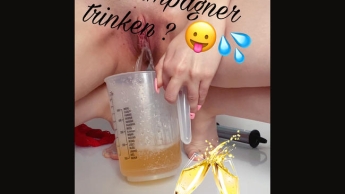 Wer trinkt jetzt mein Champagner ? :P