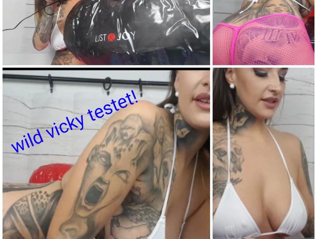 Wild Vicky fickt mit neuem Spielzeug