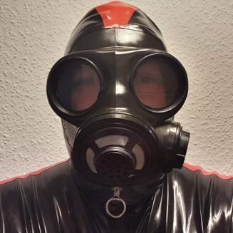 latexsklave74mv