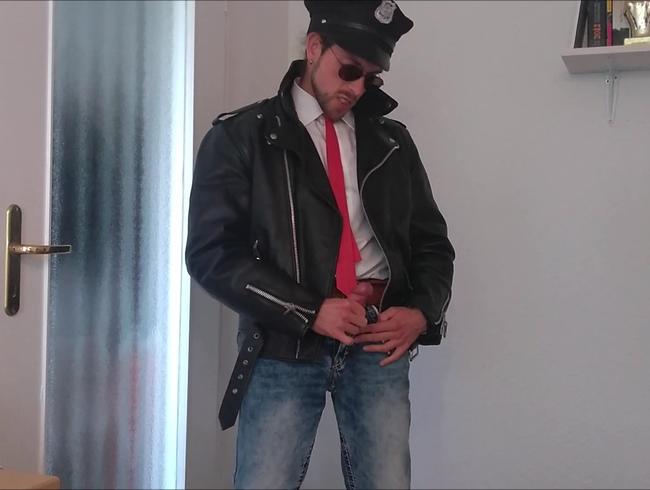 Nice jerk off in leather