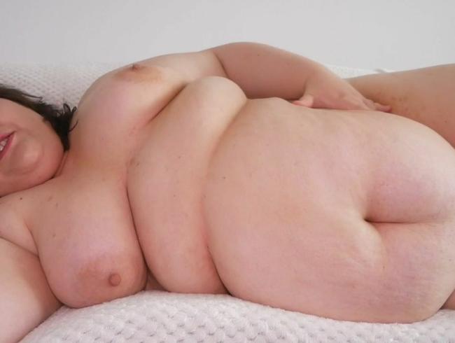 Möchtest du mich umarmen? – BBW-Bauch