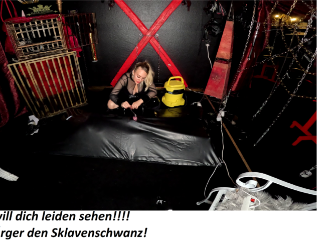 Leiden im Latex Bett!