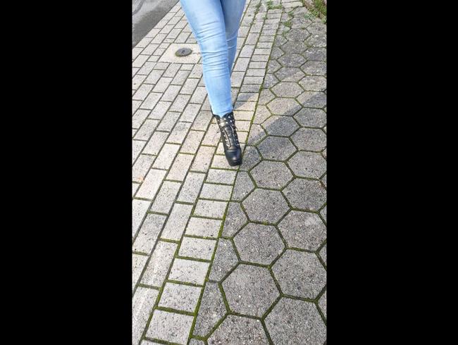 Heels Walk