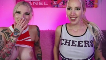 Cheerleader SPH in der Umkleidekabine Girls lachen über deinen Minipimmel du spanner