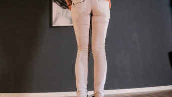 Weiße Jeans benetzt :)