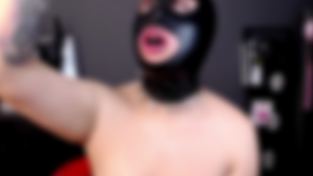 schlampiger Blowjob mit Maske (ohne Ton)