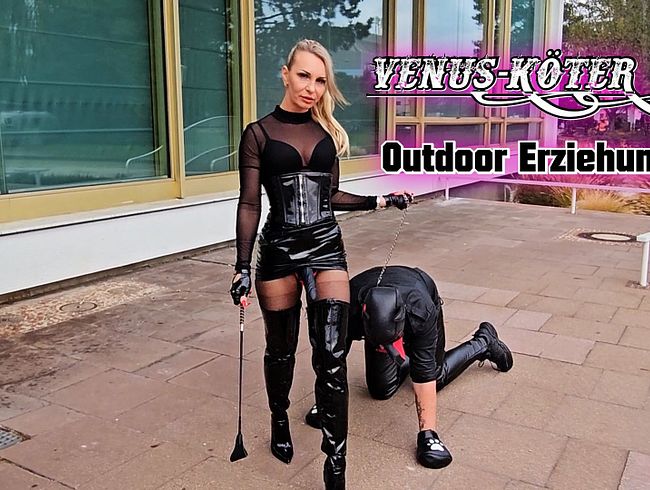 Venus Köter! Outdoor Erziehung