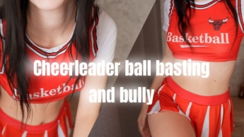 Bully Cheerleader ballbusting! Versautes Rollenspiel! Demütigende