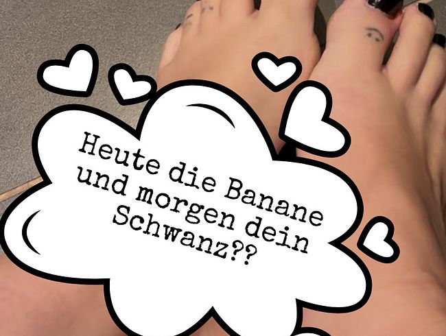 Jetzt ist es die Banane.. als Nächstes dein Schwanz? Flutschig, öliger Glasdildo Bananen footjob! (ohne Ton)